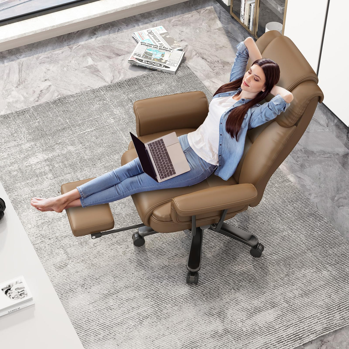 Brown Reclining Office Chair with Footrest B909626