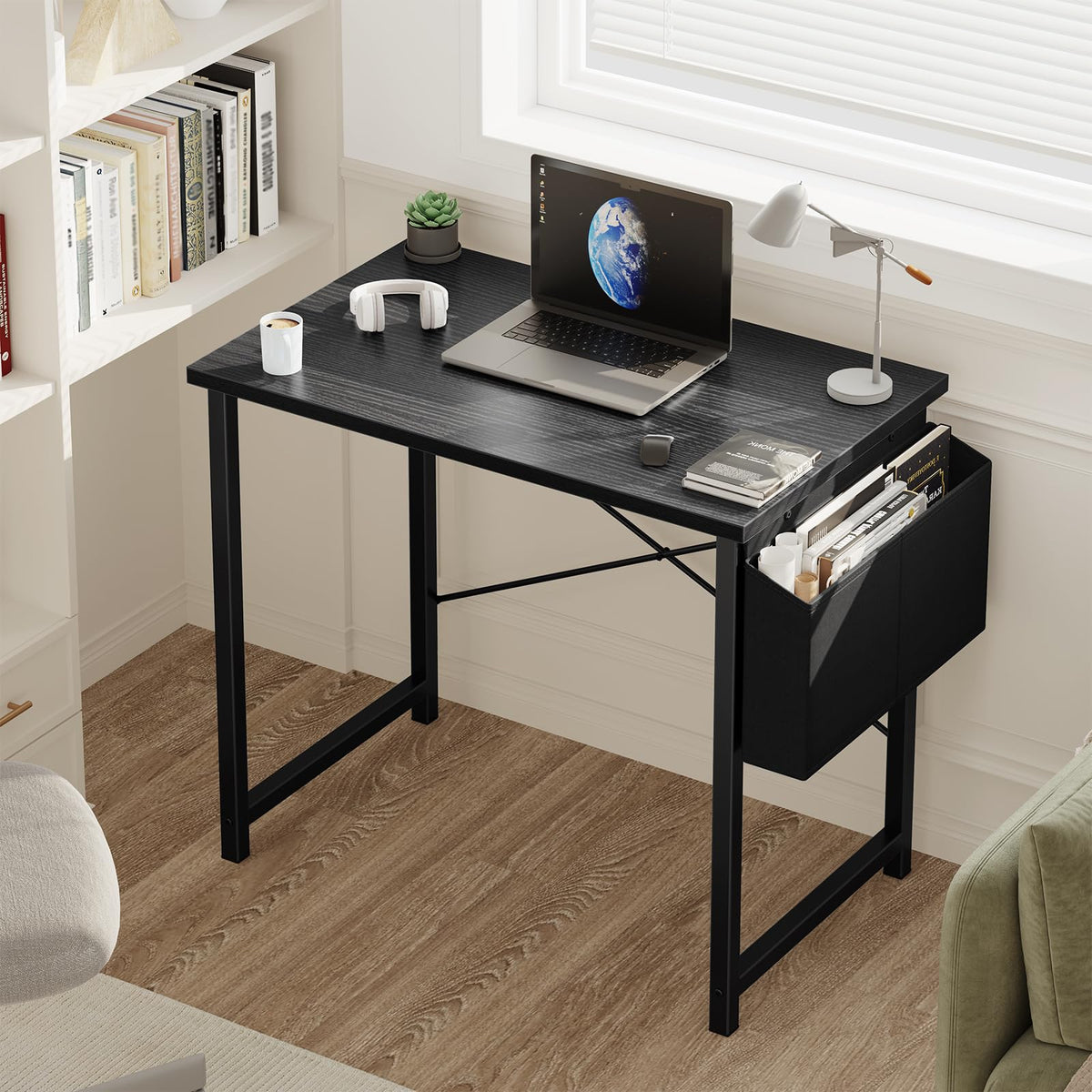 31" Small Computer Desk R592517